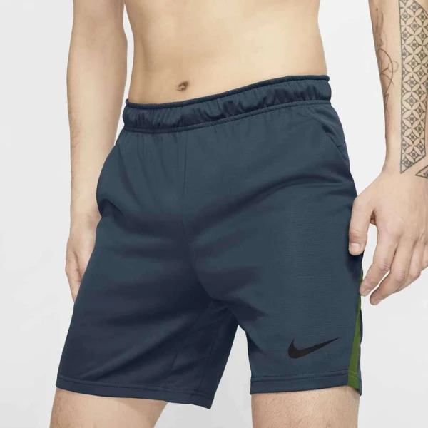 BERMUDA NIKE DRY-FIT TREINO E ACADEMIA MASCULINA - Marinho