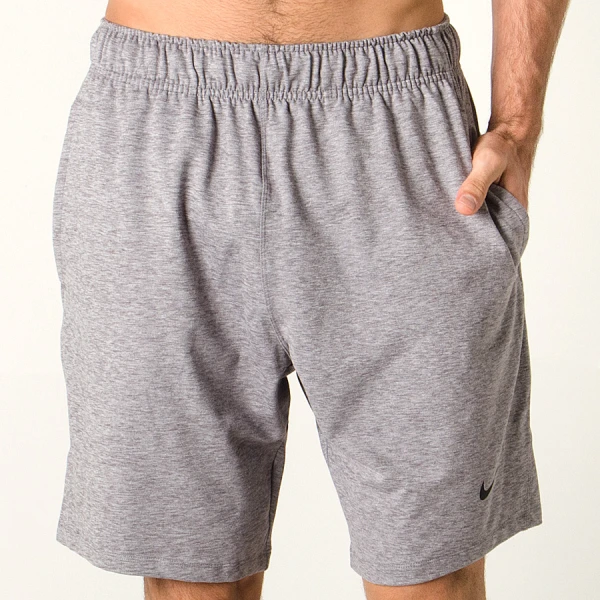 BERMUDA NIKE YOGA TRAINING MASCULINA - Cinza