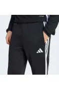 CALÇA ADIDAS DE TREINO TIRO 26 ESSENTIALS - Preto/branco CALÇA ADIDAS DE TREINO TIRO 26 ESSENTIALS - Preto/branco