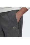 CALÇA MOLETOM ADIDAS CAMO STRIPES MASCULINA - Chumbo CALÇA MOLETOM ADIDAS CAMO STRIPES MASCULINA - Chumbo