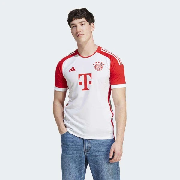 CAMISA ADIDAS BAYERN MUNCHEN OFICIAL I 23/24 TORCEDOR - Branco/vermelho