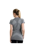 CAMISA ASICS SEAMLESS SS FEMININA - Cinza CAMISA ASICS SEAMLESS SS FEMININA - Cinza