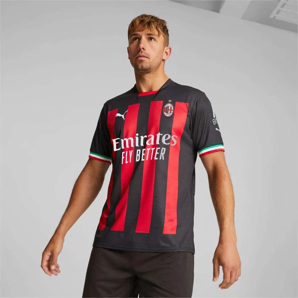 CAMISA PUMA AC MILAN OFICIAL I 22/23 TORCEDOR MASCULINA