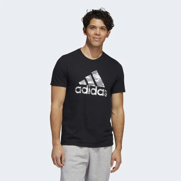 CAMISETA ADIDAS LOGO CAMUFLADO MASCULINA - Preto