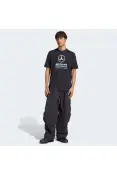 CAMISETA ADIDAS MERCEDES - AMG PETRONAS F1 TEAM DNA - Preto CAMISETA ADIDAS MERCEDES - AMG PETRONAS F1 TEAM DNA - Preto
