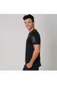 CAMISETA ADIDAS RESPONSE MASCULINA - Preto CAMISETA ADIDAS RESPONSE MASCULINA - Preto