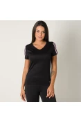 CAMISETA ADIDAS RUN 3S FEMININA - Preto CAMISETA ADIDAS RUN 3S FEMININA - Preto