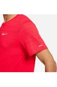 CAMISETA DE CORRIDA NIKE DRI-FIT MILER MASCULINA - Vermelho CAMISETA DE CORRIDA NIKE DRI-FIT MILER MASCULINA - Vermelho