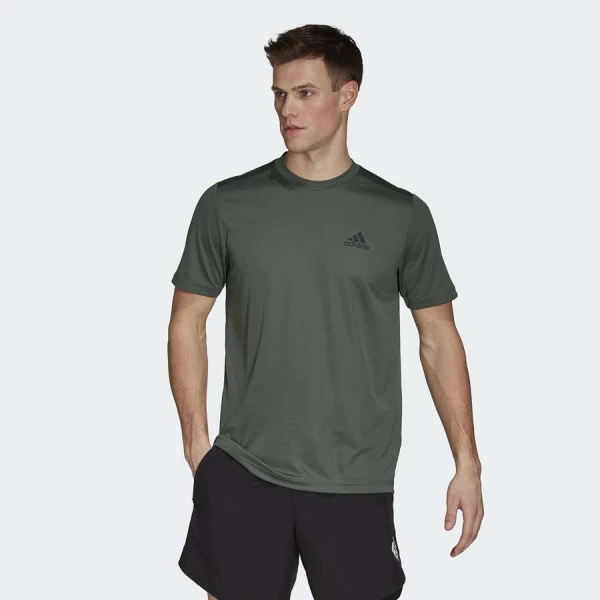 CAMISETA ESPORTIVA AEROREADY DESIGNED TO MOVE ADIDAS MASCULINA - Verde/preto