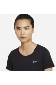CAMISETA NIKE DF RUN DVN TOP SS FEMININA - Preto CAMISETA NIKE DF RUN DVN TOP SS FEMININA - Preto