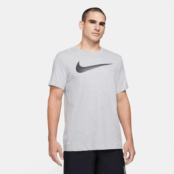 CAMISETA NIKE DFC TEE 2YR SWSH MASCULINA - Cinza