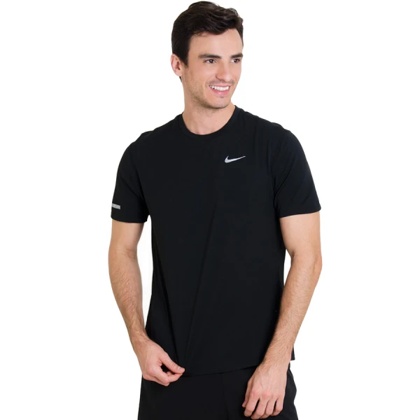 CAMISETA NIKE DRI FIT CONTOUR SS MASCULINA - Preto