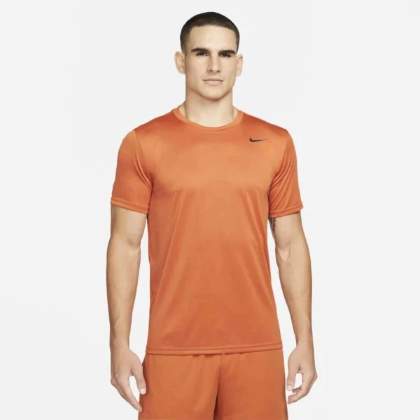 CAMISETA NIKE DRI-FIT LEGEND MASCULINA - Laranja/preto