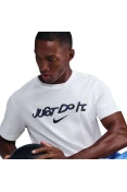 CAMISETA NIKE DRI-FIT MASCULINA - Branco CAMISETA NIKE DRI-FIT MASCULINA - Branco