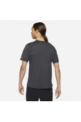 CAMISETA NIKE DRI-FIT RUN DIVISION MILER SS MASCULINA - Chumbo