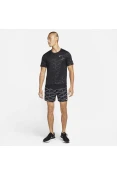 CAMISETA NIKE DRI-FIT UV RUN DIVISION MILER MASCULINO - Preto CAMISETA NIKE DRI-FIT UV RUN DIVISION MILER MASCULINO - Preto