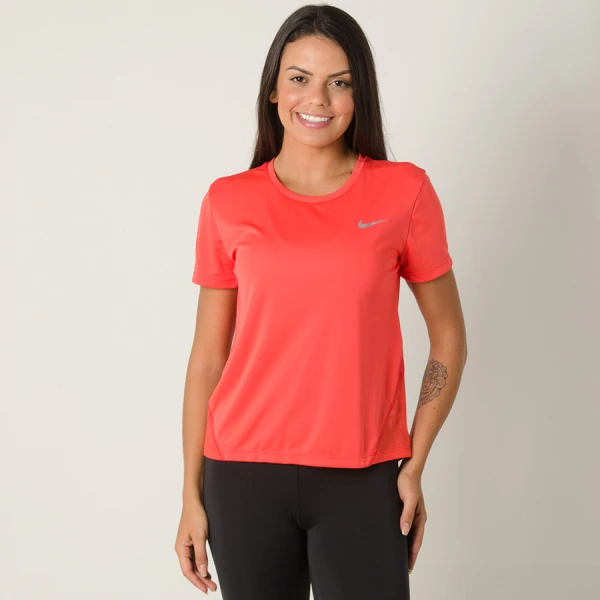 CAMISETA NIKE MILER FEMININA - Laranja