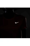 CAMISETA NIKE MILER FEMININA - Salmao CAMISETA NIKE MILER FEMININA - Salmao