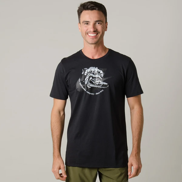 CAMISETA NIKE NSW REISSUE CORE 2 MASCULINA - Preto