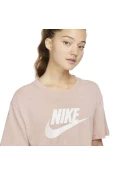 CAMISETA NIKE SPORTSWEAR ESSENTIAL FEMININA - Rosa CAMISETA NIKE SPORTSWEAR ESSENTIAL FEMININA - Rosa