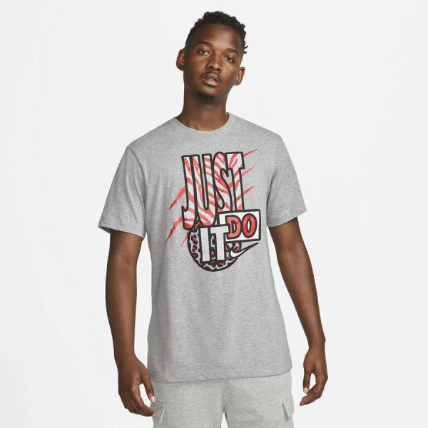 CAMISETA NIKE SPORTSWEAR MASCULINA - Cinza