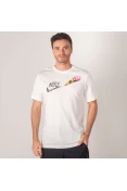 CAMISETA NIKE SPORTSWEAR REMIX 2 MASCULINA - Bege
