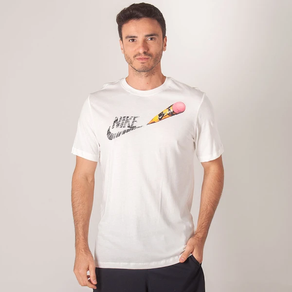 CAMISETA NIKE SPORTSWEAR REMIX 2 MASCULINA - Bege