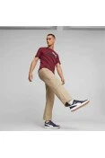 CAMISETA PUMA ESSENTIALS+ 2 COLOUR LOGO MASCULINA - Bordo CAMISETA PUMA ESSENTIALS+ 2 COLOUR LOGO MASCULINA - Bordo