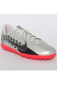 CHUTEIRA NIKE MERCURIAL VAPOR 13 CLUB NEYMAR JR TF INFANTIL - Prata/preto CHUTEIRA NIKE MERCURIAL VAPOR 13 CLUB NEYMAR JR TF INFANTIL - Prata/preto
