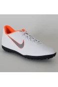 CHUTEIRA NIKE SOCIETY VAPOR 12 CLUB TF - Branco/laranja CHUTEIRA NIKE SOCIETY VAPOR 12 CLUB TF - Branco/laranja