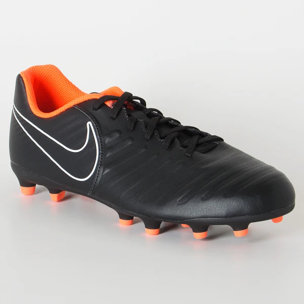 CHUTEIRA NIKE TIEMPO LEGEND VII CLUB CAMPO - Preto/laranja