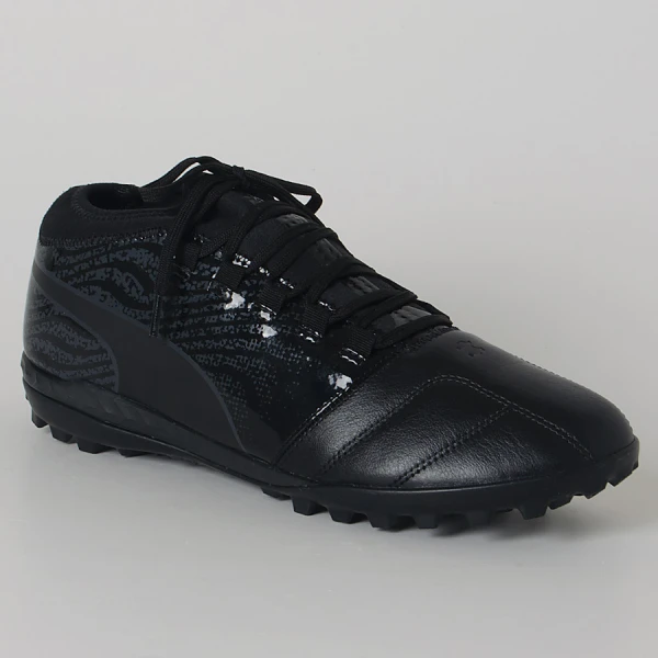 CHUTEIRA PUMA SOCIETY ONE 18.3 TT BDP - Preto