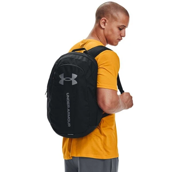 MOCHILA UNDER ARMOUR TREINO HUSTLE LITE UNISSEX - Preto