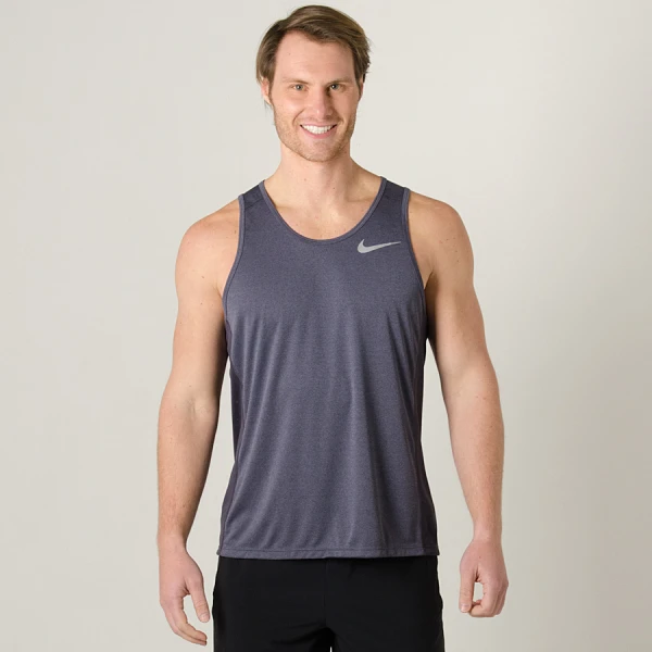 REGATA NIKE DRY MILER RUNNING MASCULINA - Grafite