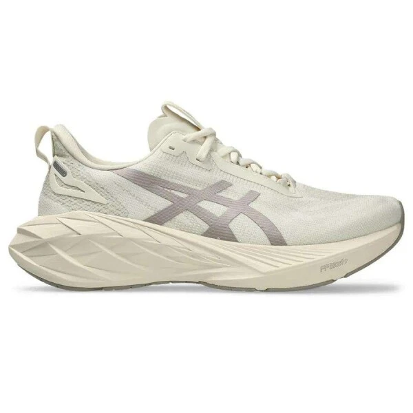 TÊNIS ASICS NOVABLAST 4 LE - Bege/cinza