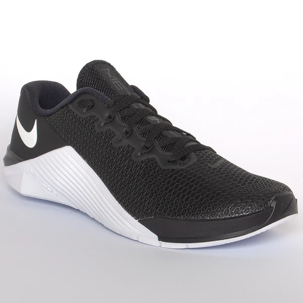 TÊNIS CROSSFIT NIKE METCON 5 MASCULINO - Preto/branco