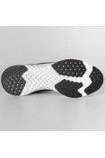 TÊNIS NIKE ODYSSEY REACT 2 FLYKNIT FEMININO - Preto/branco TÊNIS NIKE ODYSSEY REACT 2 FLYKNIT FEMININO - Preto/branco