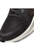 TÊNIS NIKE QUEST 4 PREMIUM FEMININO - Preto/bege